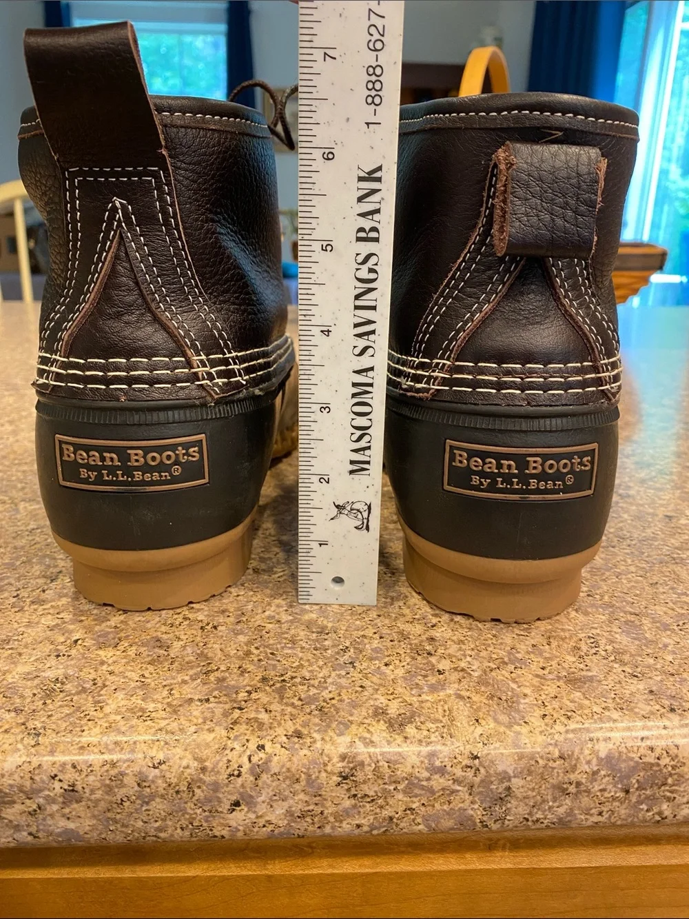 L.L. Bean Insulated Duck Boots Item# 510534 10M GUC